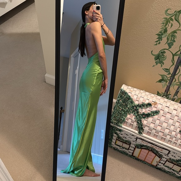 NEW NWT Khanums X Revolve Halter Gown With Slit in Pear Green - Picture 10 of 10